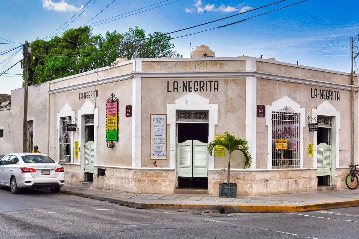 La Negrita Cantina